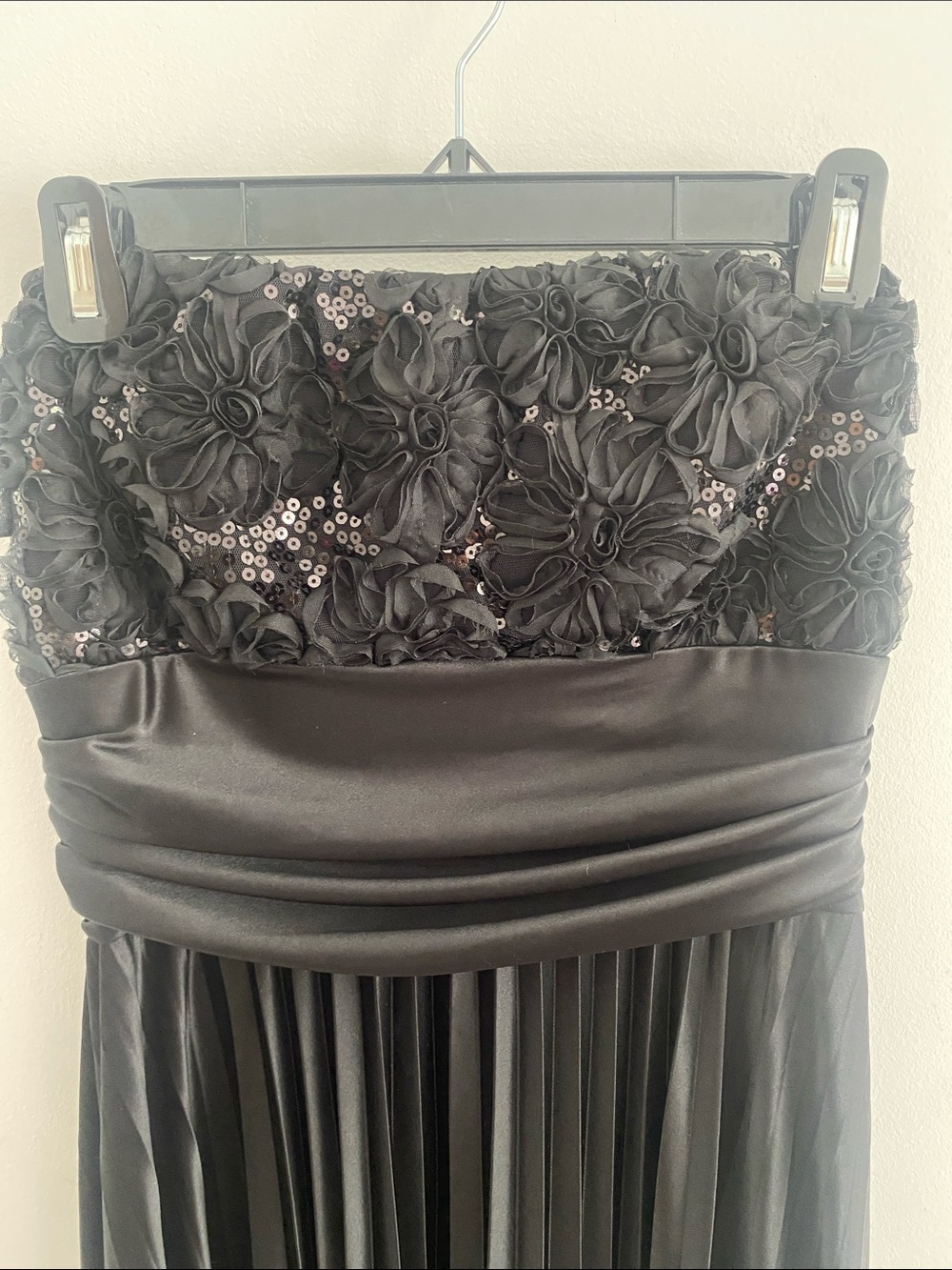 Speechless Strapless 3D Floral Top Pleated Maxi Dress Black Gown Size 11